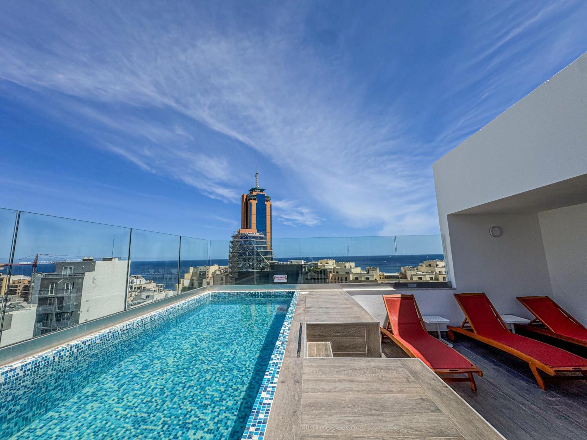 Flamingo Hotel Malta Saint Julian's 外观 照片